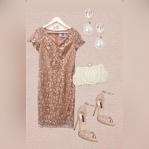 Gianni Bini Lace Midi Dress in Dusty Rose Pink
